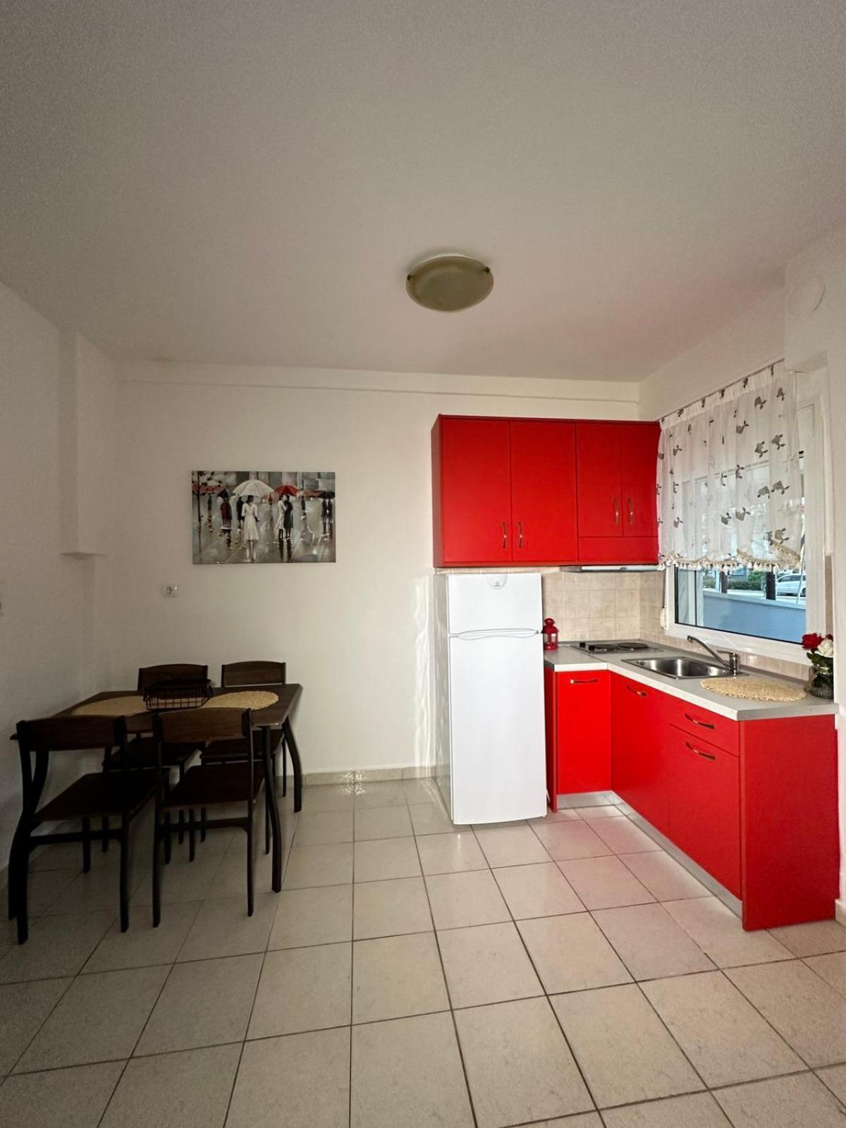 Elena Rooms-Apartments -B Asprovalta Exterior photo